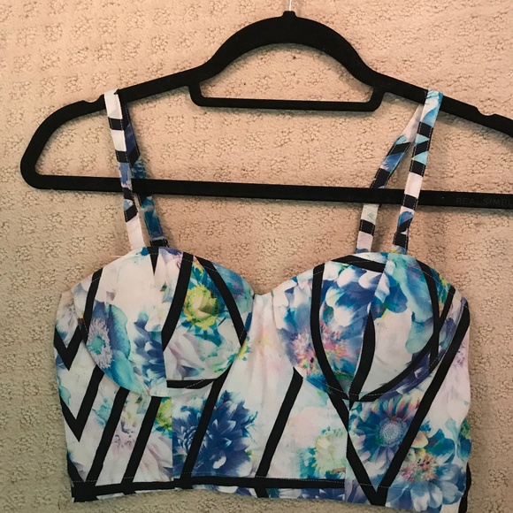 NBD Caged Bustier Crop Top - Picture 2 of 3
